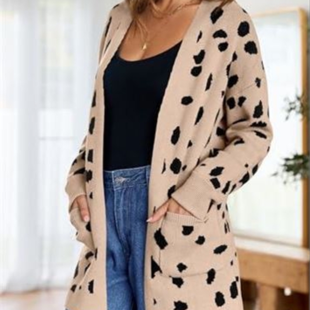Elegant Tan and Black Women's Cardigan
